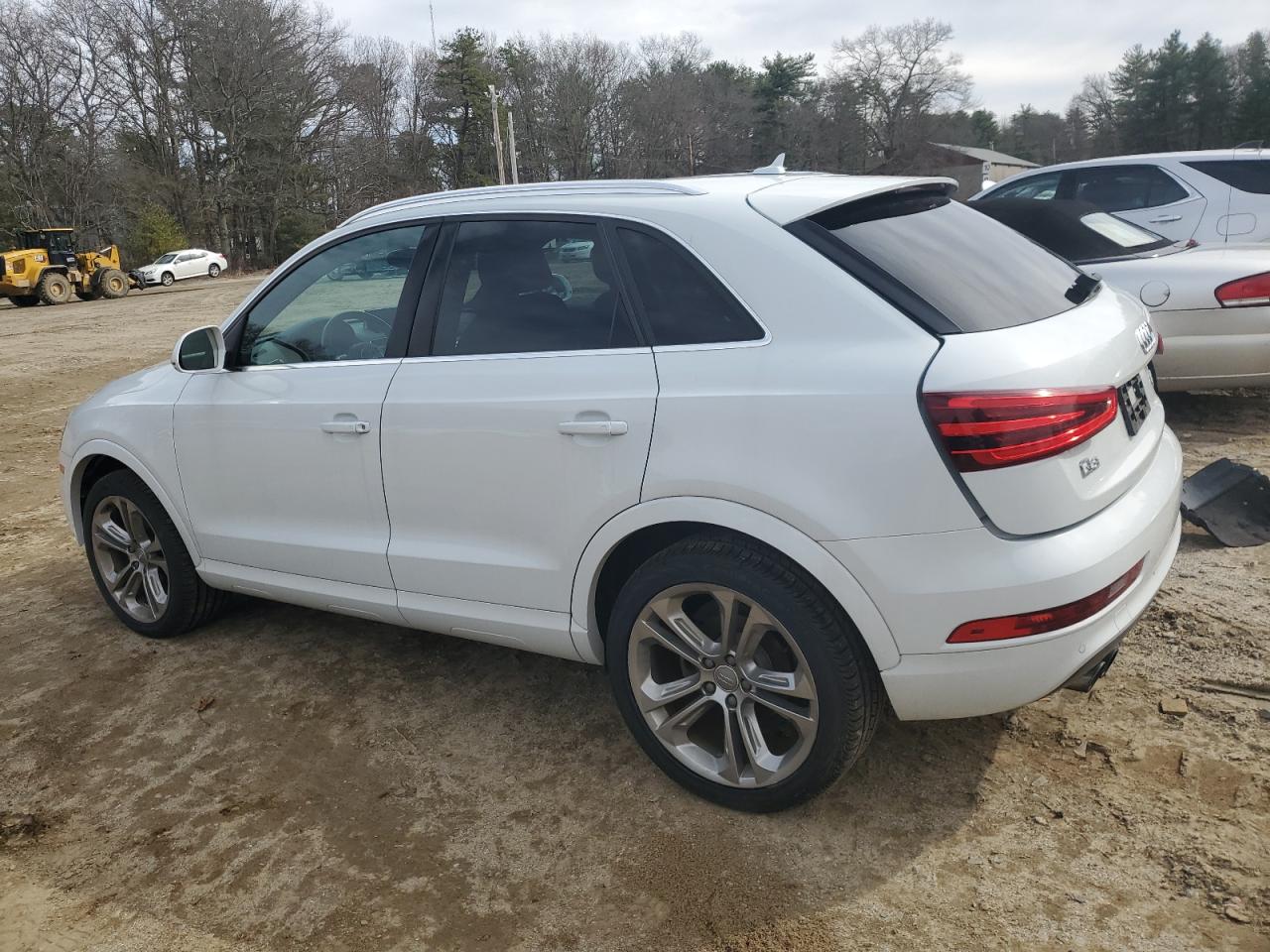 2015 Audi Q3 VIN WA1GFCFS6FR011963 Copart auction photo, front end / side damage thumbnail 2