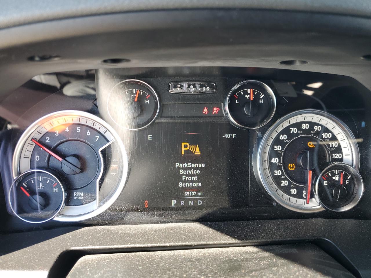 2019 RAM 1500 VIN 1C6RR6LT4KS573794 Copart auction photo, front end damage thumbnail 9