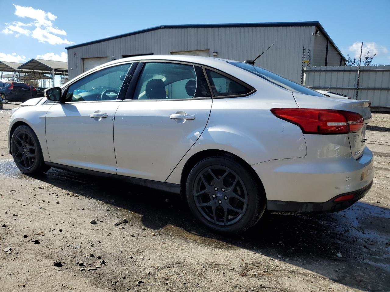 2016 Ford Focus VIN 1FADP3F24GL320962 Copart auction photo, front end / side damage thumbnail 2