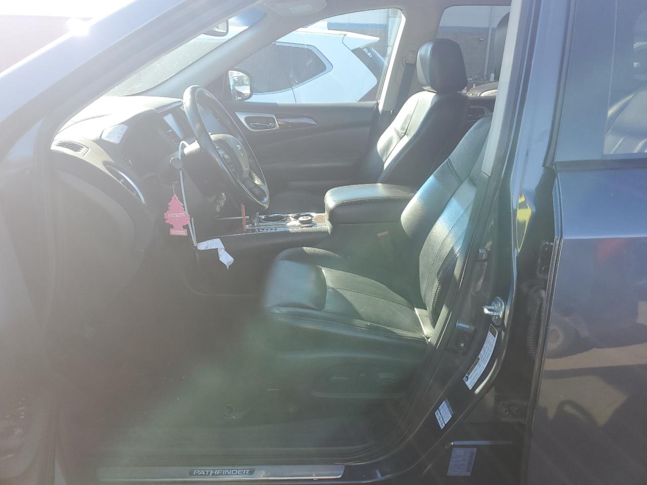 2013 Nissan Pathfinder VIN 5N1AR2MM0DC628515 Copart auction photo, undercarriage / minor dent/scratches damage thumbnail 7