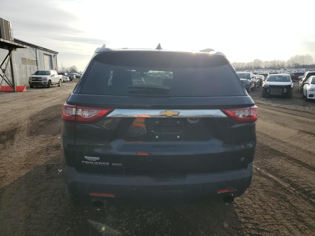 2018 Chevrolet Traverse VIN 1GNEVGKW7JJ173857 Copart auction photo, side / front end damage thumbnail 6