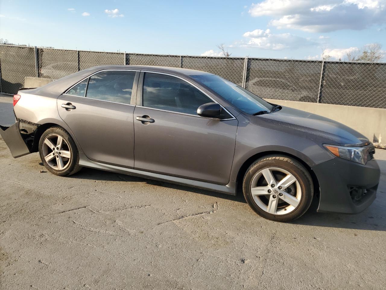 2014 Toyota Camry VIN 4T1BF1FK8EU753549 Copart auction photo, rear end damage thumbnail 4