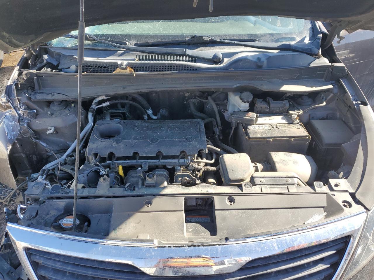 2011 KIA Sportage VIN KNDPBCA2XB7082601 Copart auction photo, front end damage thumbnail 14
