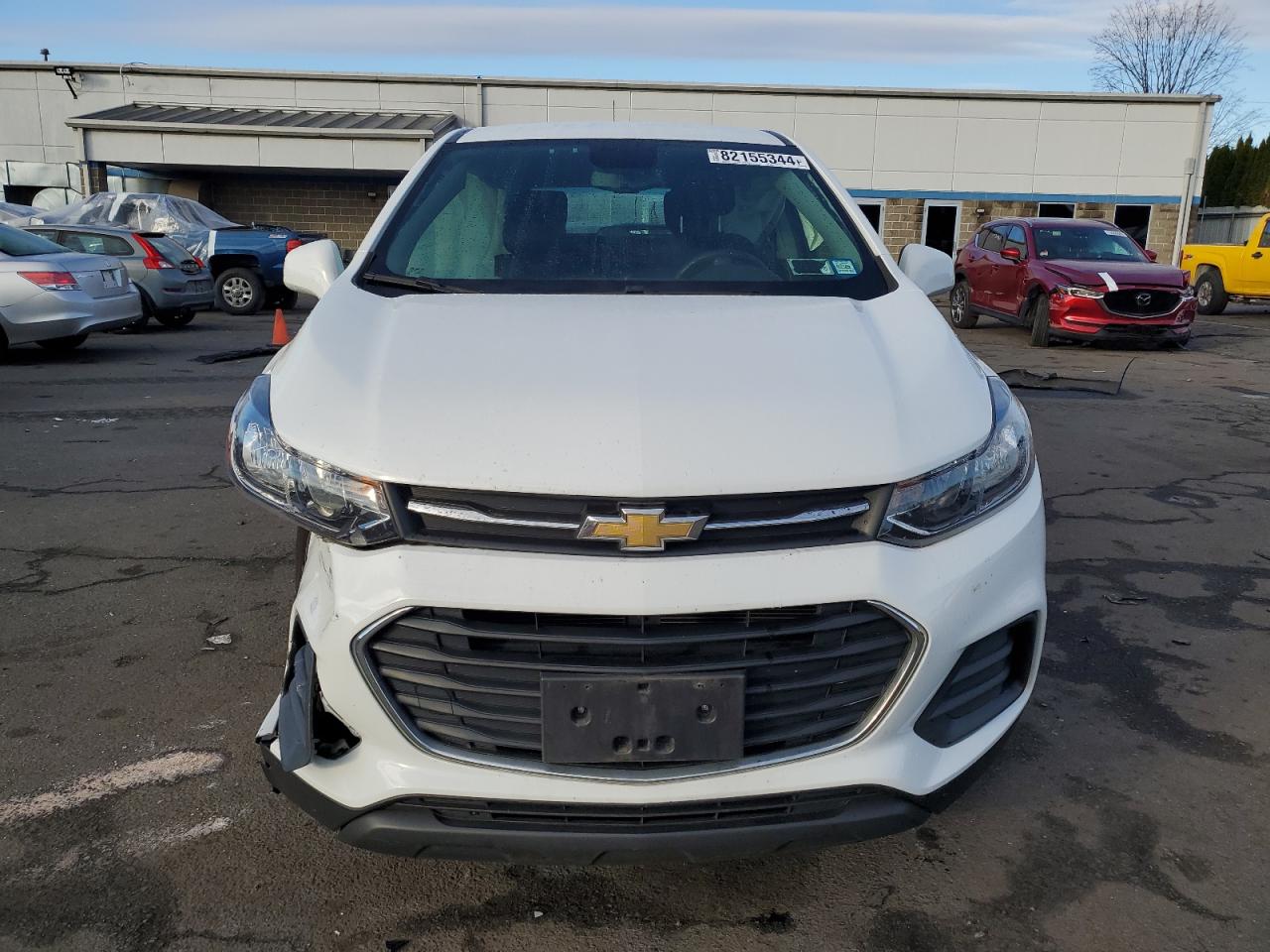 2018 Chevrolet Trax VIN KL7CJNSB7JB696994 Copart auction photo, front end / minor dent/scratches damage thumbnail 5