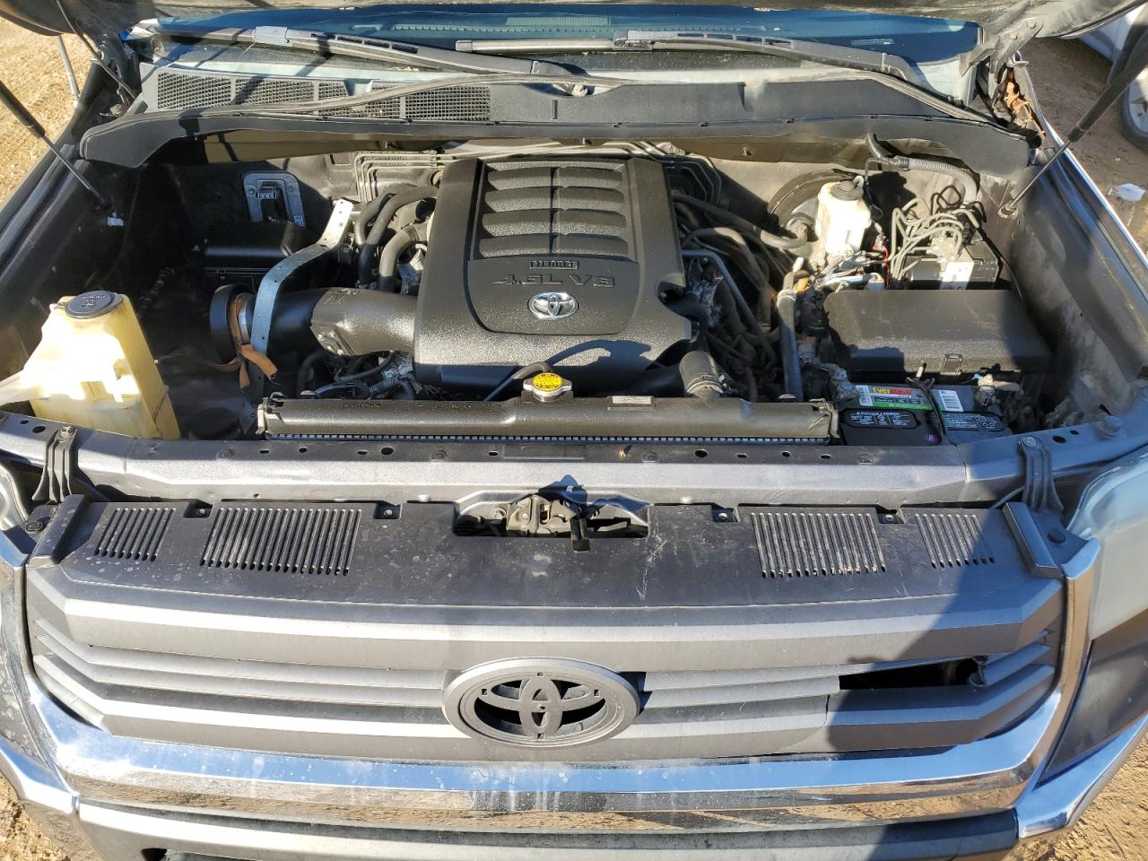 2014 Toyota Tundra VIN 5TFRM5F17EX073115 Copart auction photo, rear end / minor dent/scratches damage thumbnail 11