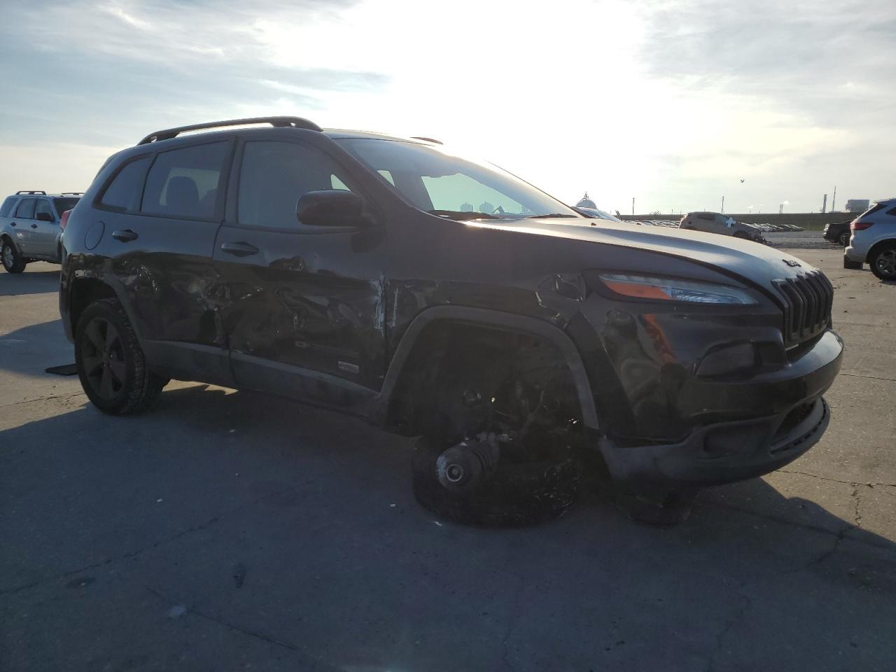 2016 Jeep Grand Cherokee VIN 1C4PJLCB3GW284015 Copart auction photo, all over damage thumbnail 4