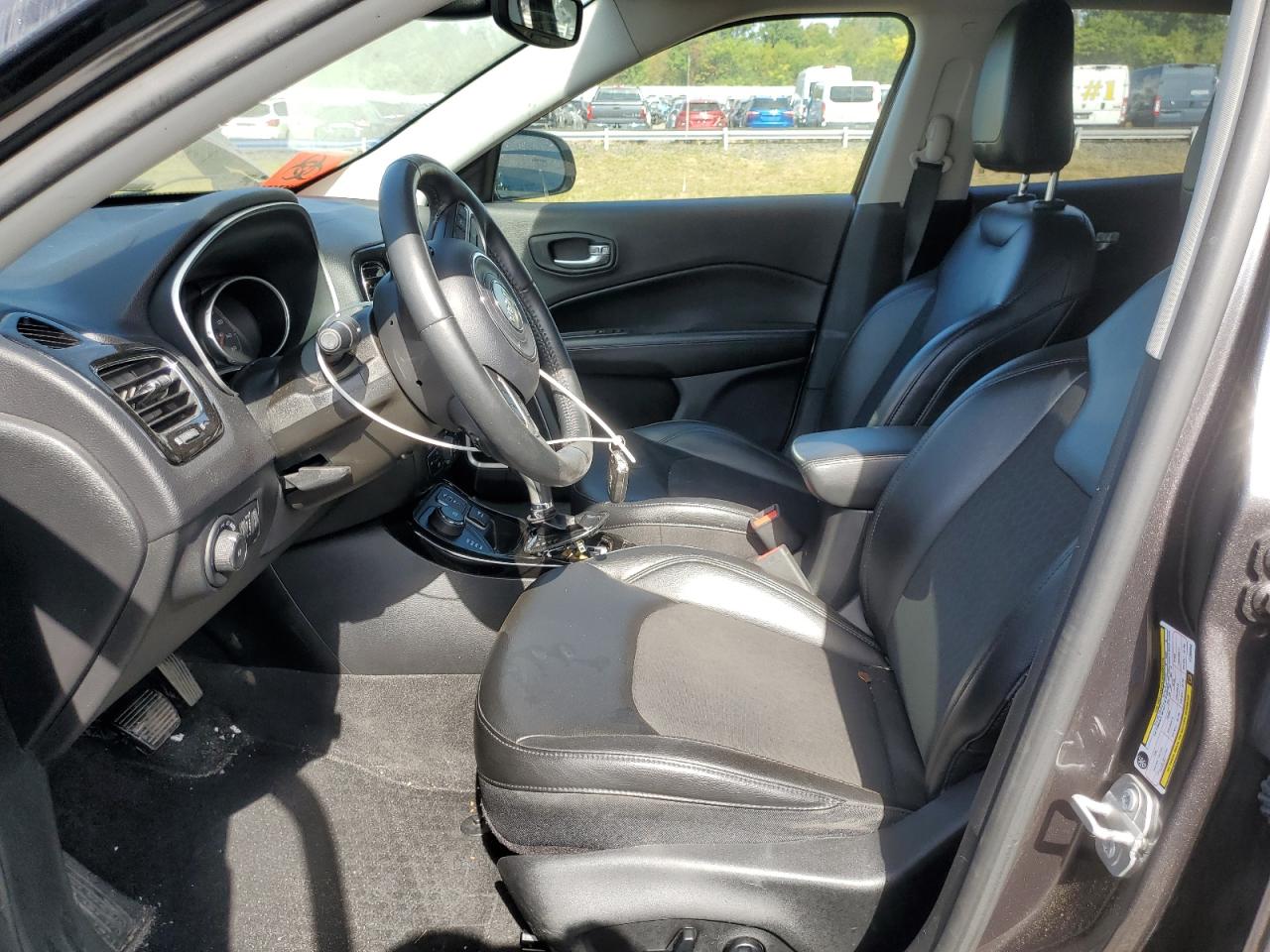 2018 Jeep Compass VIN 3C4NJDBB3JT299058 Copart auction photo, side damage thumbnail 7