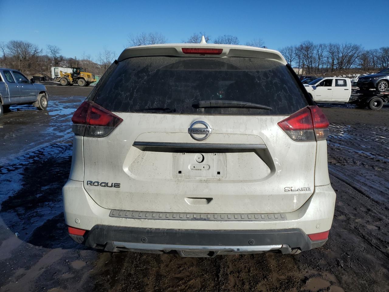 2020 Nissan Rogue VIN 5N1AT2MV5LC772702 Copart auction photo, front end / minor dent/scratches damage thumbnail 6