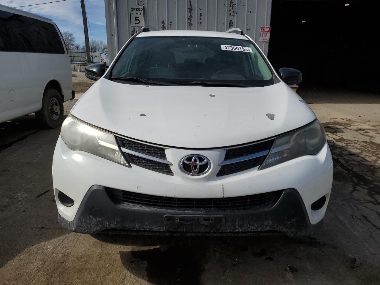 2013 Toyota RAV 4 VIN 2T3BFREV2DW007940 Copart auction photo, side / minor dent/scratches damage thumbnail 5