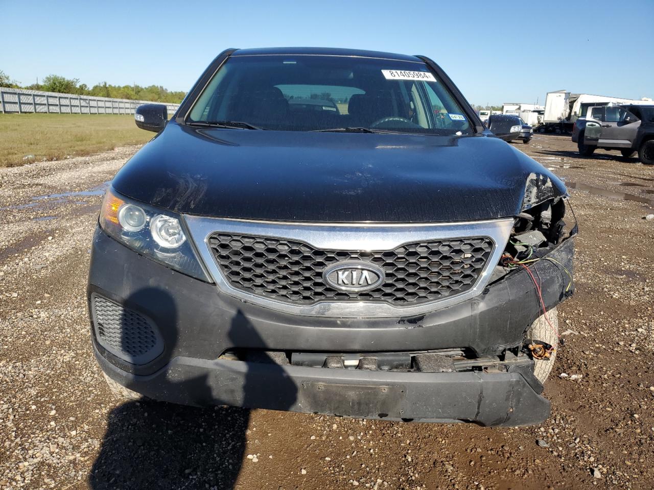 2012 KIA Sorento VIN 5XYKT3A1XCG284468 Copart auction photo, frame damage / side damage thumbnail 5