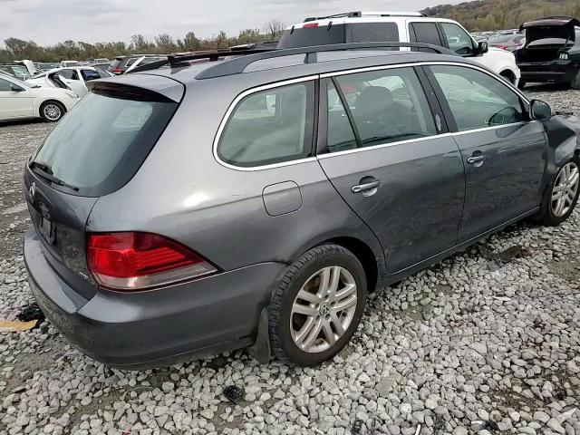 2010 Volkswagen Jetta VIN 3VWPL7AJ2AM654726 Copart auction photo, front end damage thumbnail 10