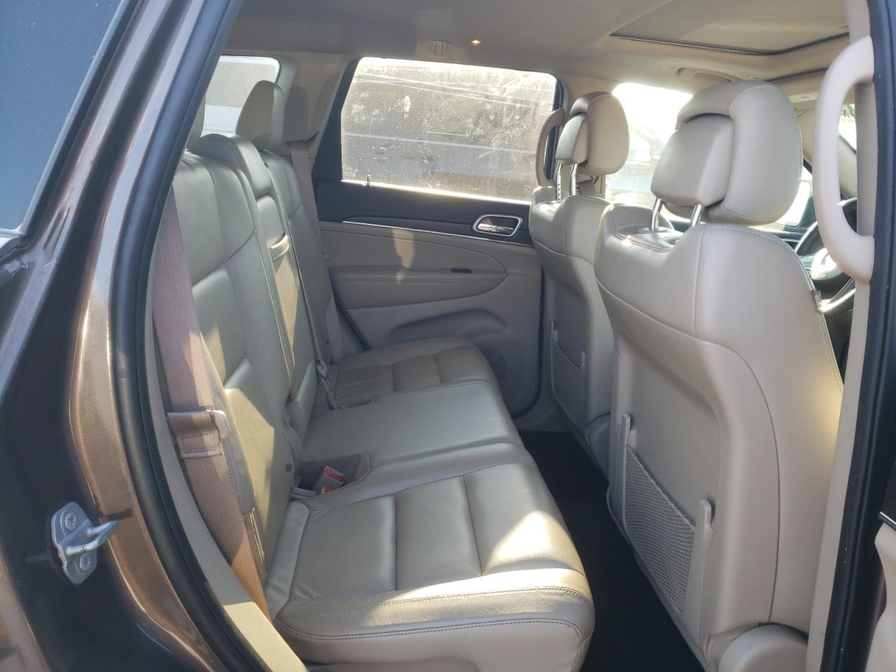 2018 Jeep Grand Cherokee VIN 1C4RJFBG2JC167526 Copart auction photo, front end / side damage thumbnail 11