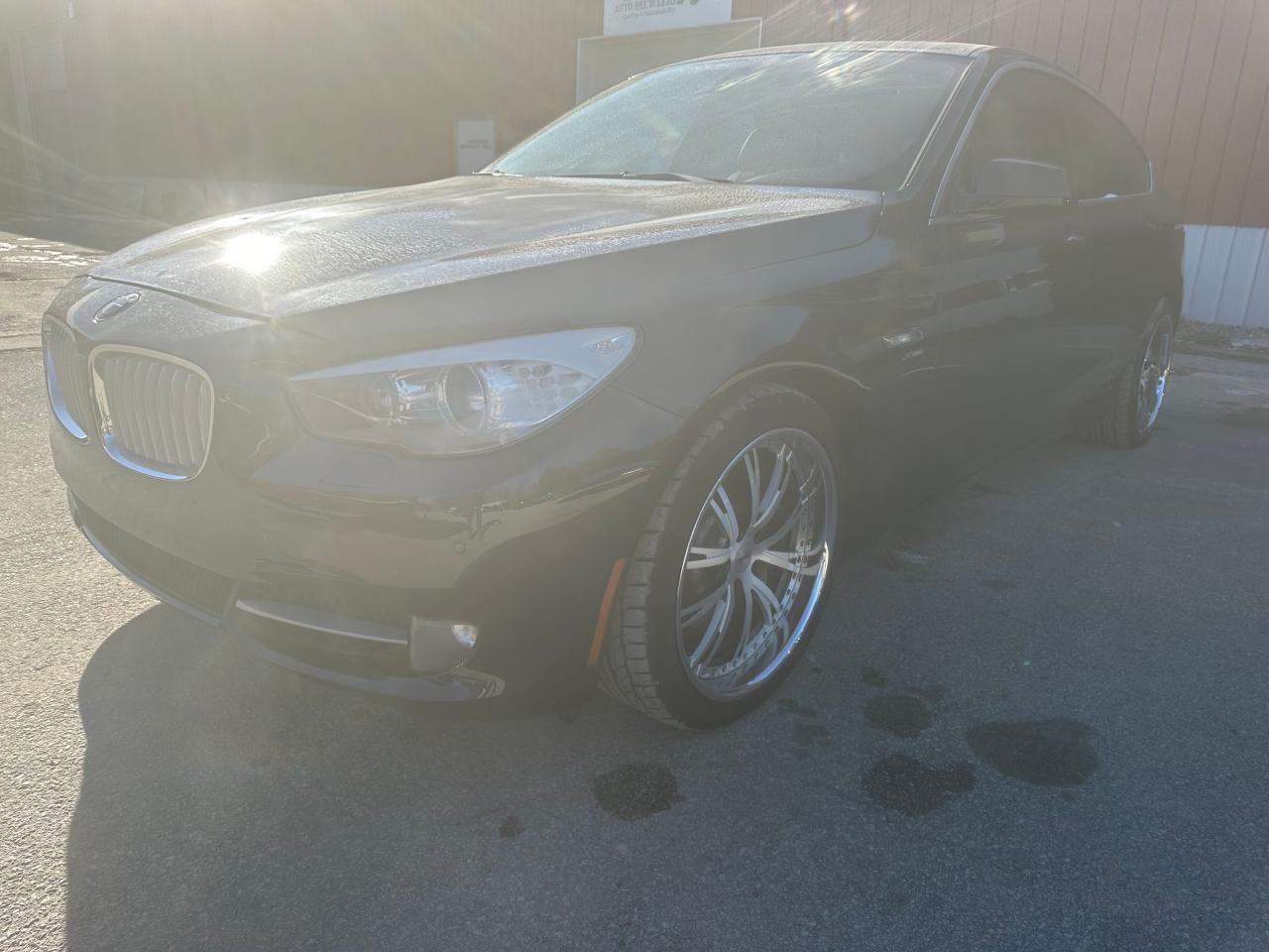 2012 BMW 5er VIN WBASP4C51CC899860 Copart auction photo, normal wear damage thumbnail 2