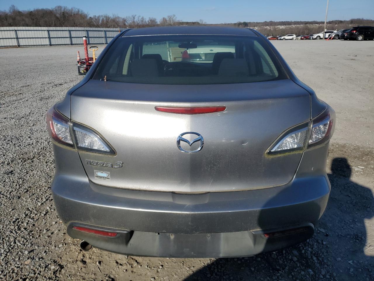 2010 Mazda 3 VIN JM1BL1SF2A1252755 Copart auction photo, minor dent/scratches / side damage thumbnail 6