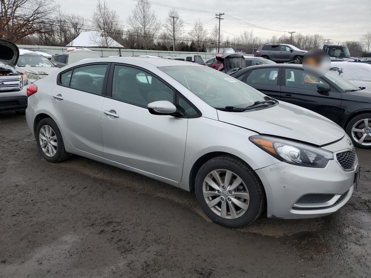 2014 KIA Forte VIN KNAFX4A64E5191817 Copart auction photo, vandalism damage thumbnail 4