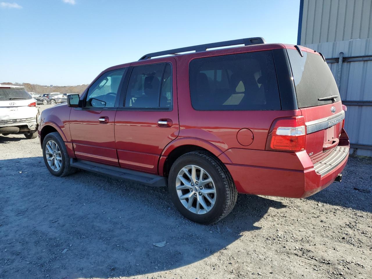 2015 Ford Expedition VIN 1FMJU1HT5FEF49066 Copart auction photo, rear end damage thumbnail 2