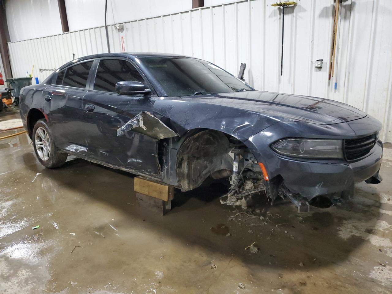 2019 Dodge Charger VIN 2C3CDXBG9KH593350 Copart auction photo, front end / side damage thumbnail 4