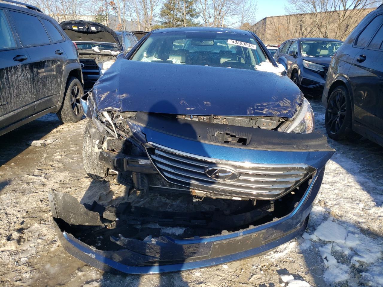 2015 Hyundai Sonata VIN 5NPE24AA0FH134128 Copart auction photo, front end / side damage thumbnail 5