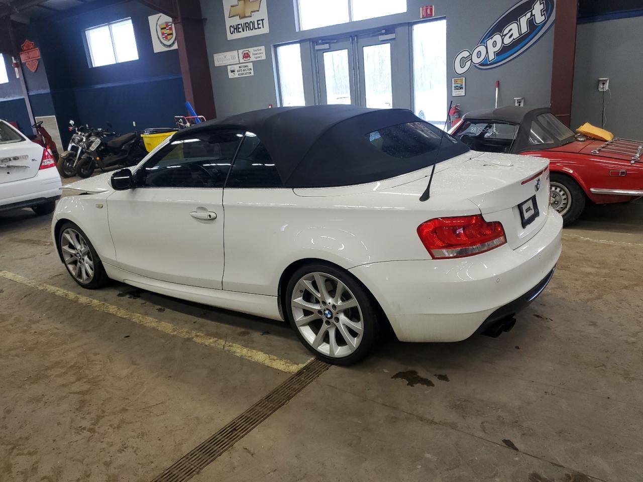 2012 BMW 1er VIN WBAUN7C51CVM26822 Copart auction photo, front end / minor dent/scratches damage thumbnail 2