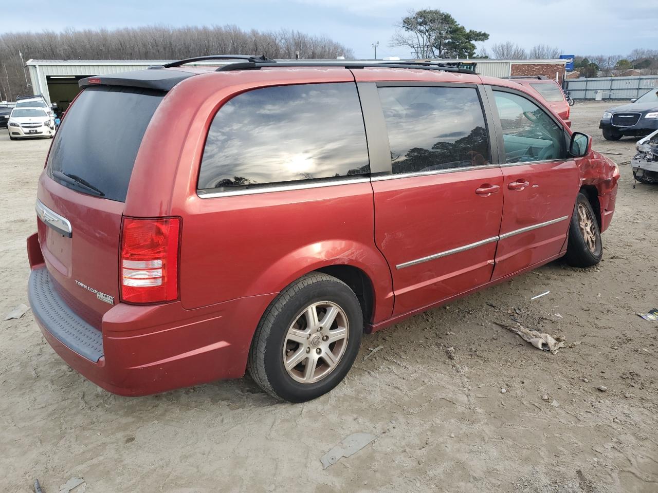 2009 Chrysler Town & Country VIN 2A8HR54199R627719 Copart auction photo, all over damage thumbnail 3