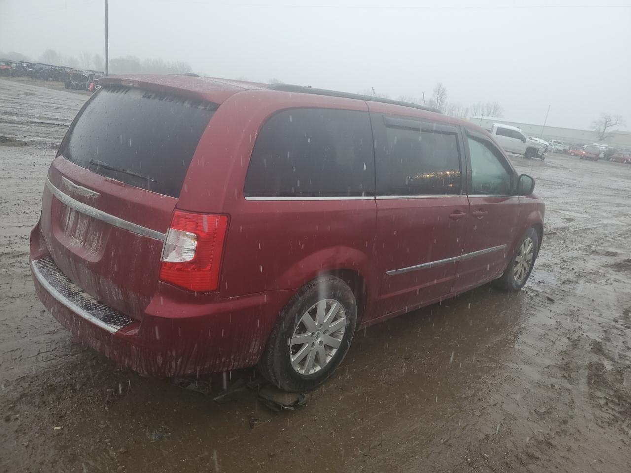 2014 Chrysler Town & Country VIN 2C4RC1BG1ER221084 Copart auction photo, front end damage thumbnail 3