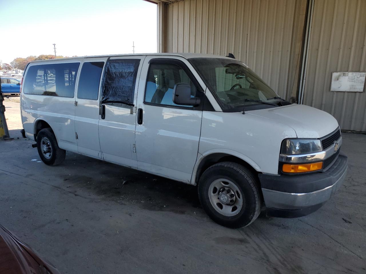 2018 Chevrolet Express VIN 1GAZGPFGXJ1322164 Copart auction photo, rear end damage thumbnail 4