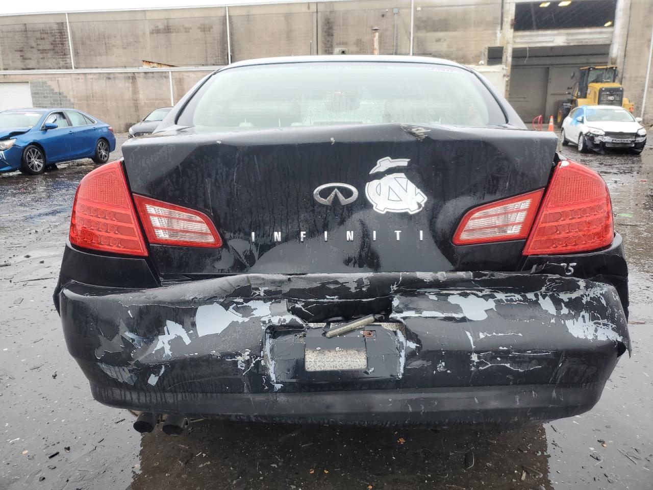 2004 Infiniti G VIN JNKCV51E14M604174 Copart auction photo, rear end / minor dent/scratches damage thumbnail 6