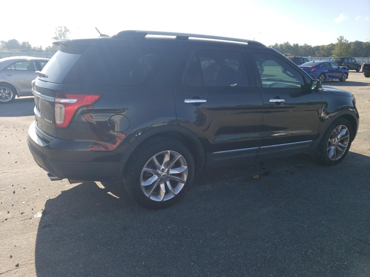 2013 Ford Explorer VIN 1FM5K7D80DGB86530 Copart auction photo, side / front end damage thumbnail 3
