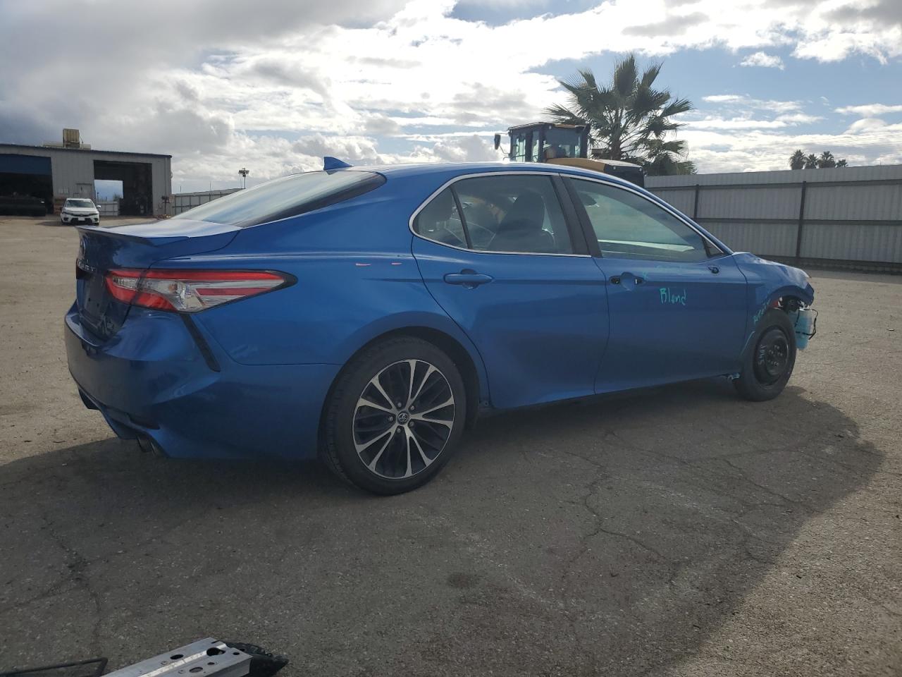 2019 Toyota Camry VIN 4T1B11HK4KU246915 Copart auction photo, front end / all over damage thumbnail 3