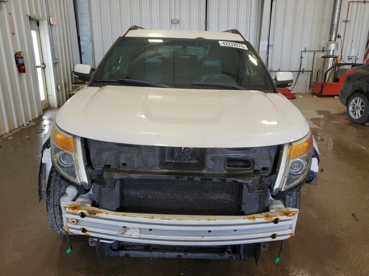 2011 Ford Explorer VIN 1FMHK8F89BGA04045 Copart auction photo, front end damage thumbnail 5