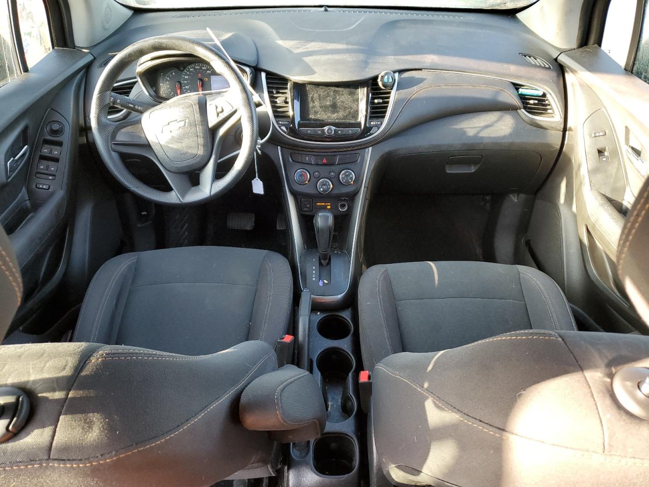 2018 Chevrolet Trax VIN 3GNCJKSB5JL167650 Copart auction photo, front end damage thumbnail 8