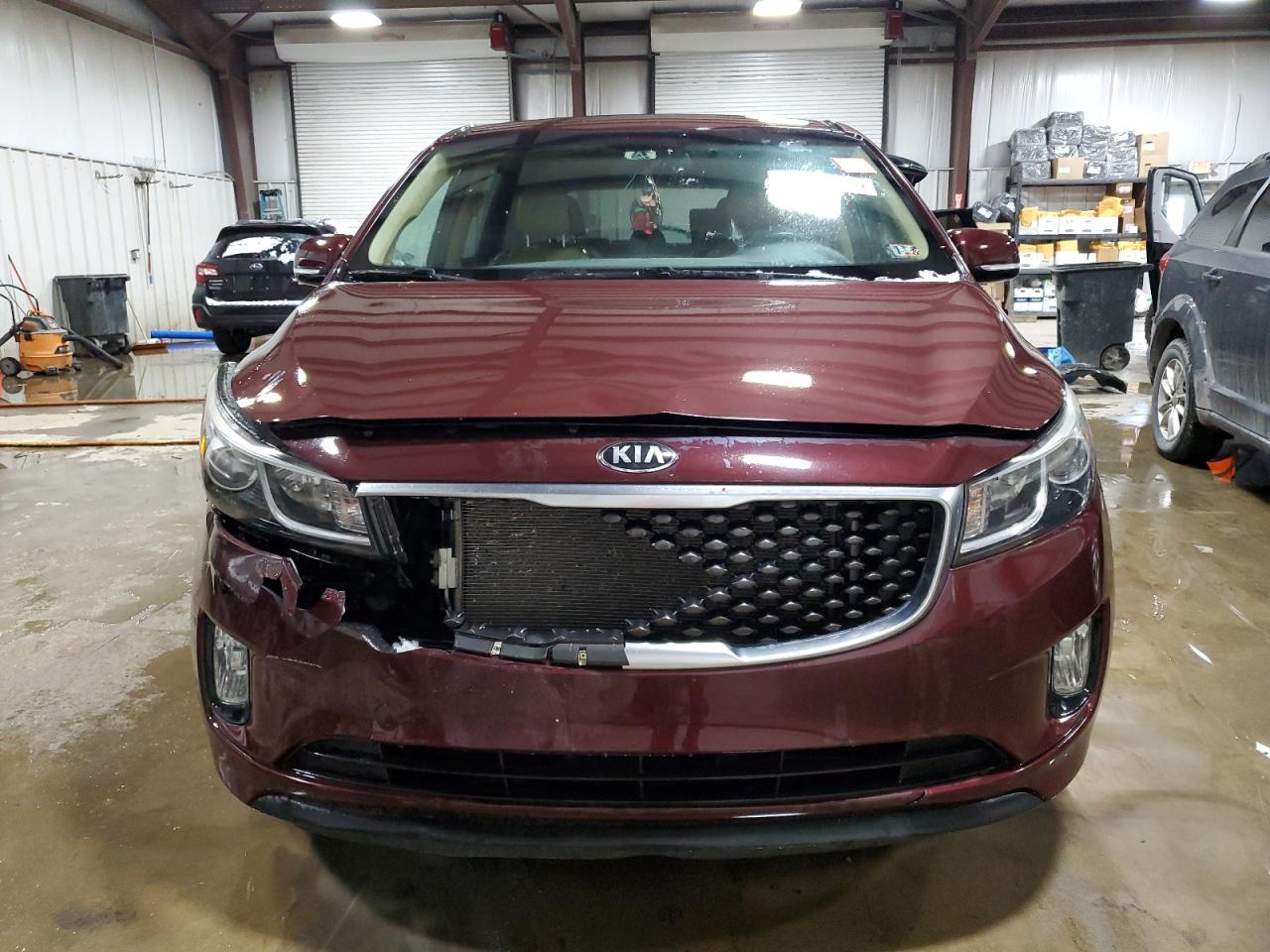 2016 KIA Sedona VIN KNDMC5C12G6100702 Copart auction photo, front end damage thumbnail 5