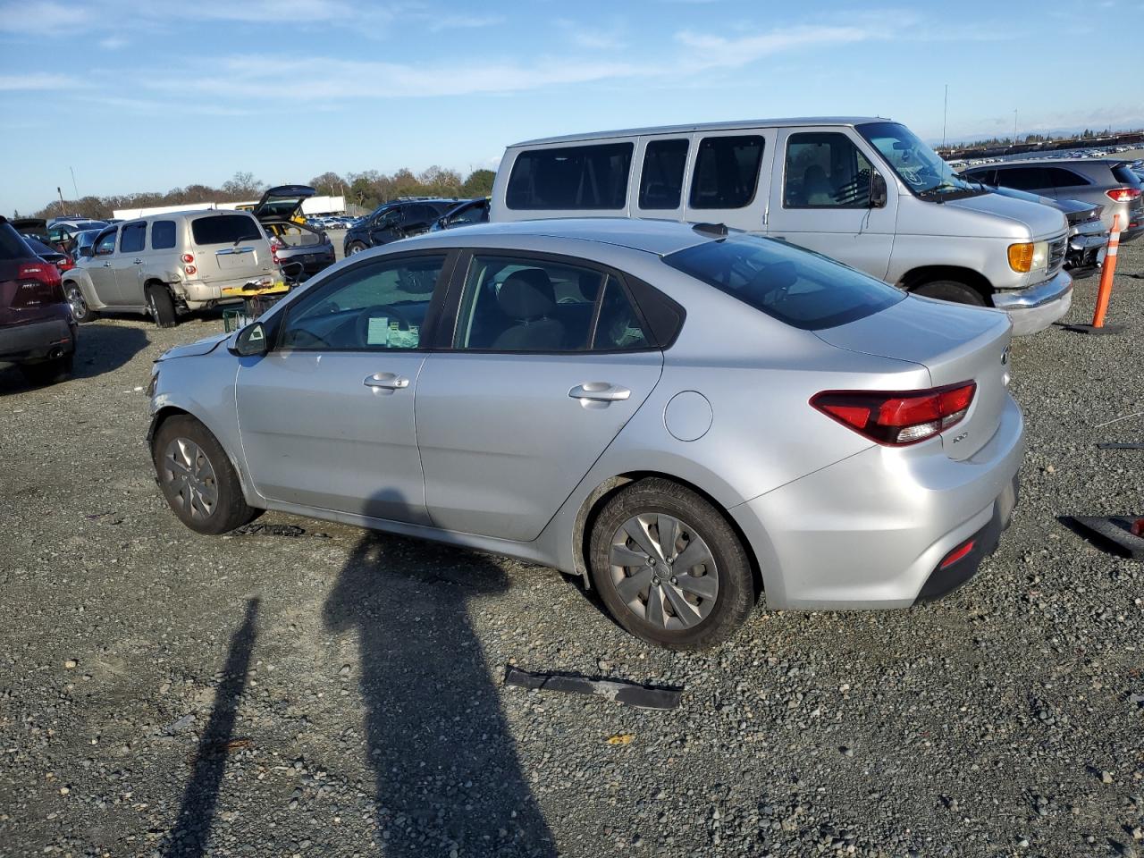 2018 KIA Rio VIN 3KPA24AB5JE120049 Copart auction photo, front end damage thumbnail 2