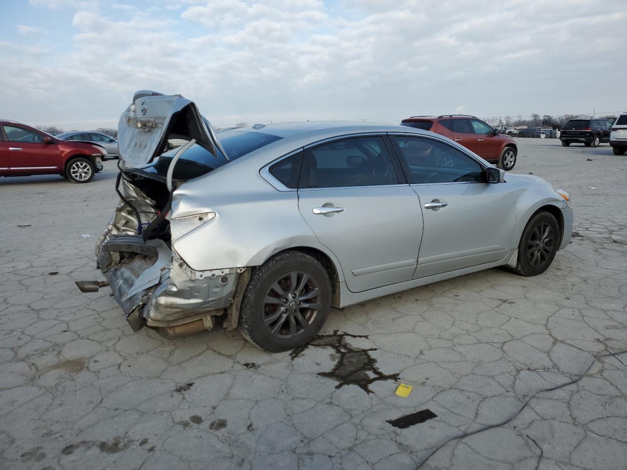 2015 Nissan Altima VIN 1N4AL3AP5FN908082 Copart auction photo, rear end damage thumbnail 3