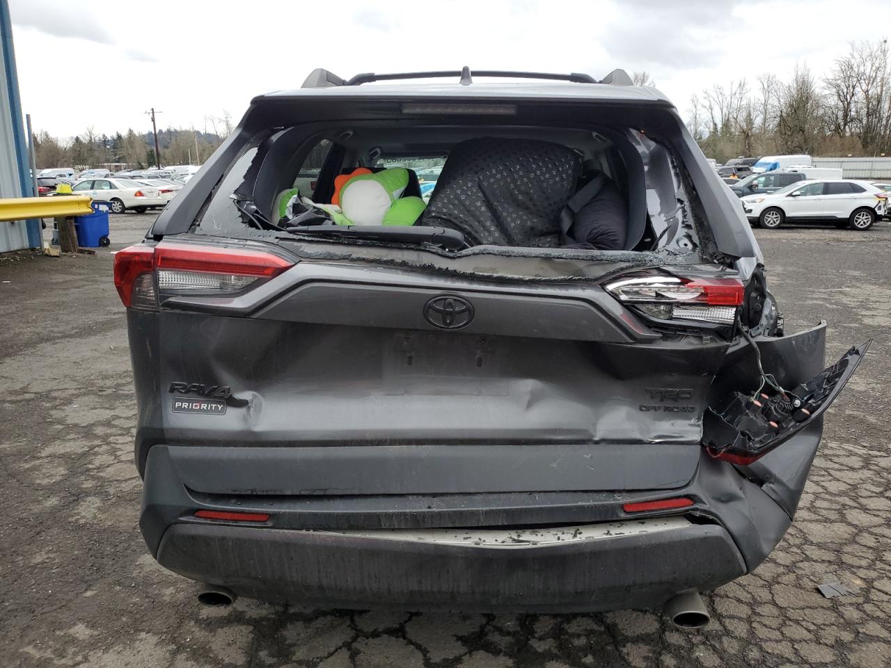 2020 Toyota RAV 4 VIN 2T3J1RFV4LC095270 Copart auction photo, rear end damage thumbnail 6