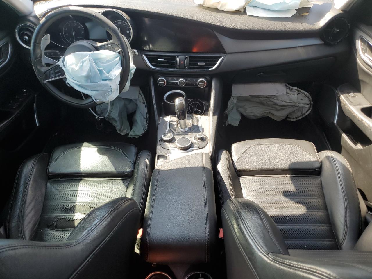 2018 Alfa Romeo Giulia VIN ZARFAECN3J7572612 Copart auction photo, front end / rear end damage thumbnail 8