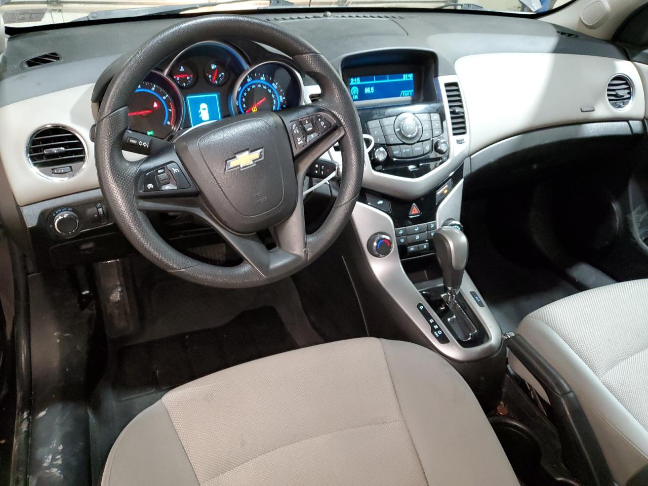 2016 Chevrolet Cruze VIN 1G1PE5SB4G7102956 Copart auction photo, front end damage thumbnail 8
