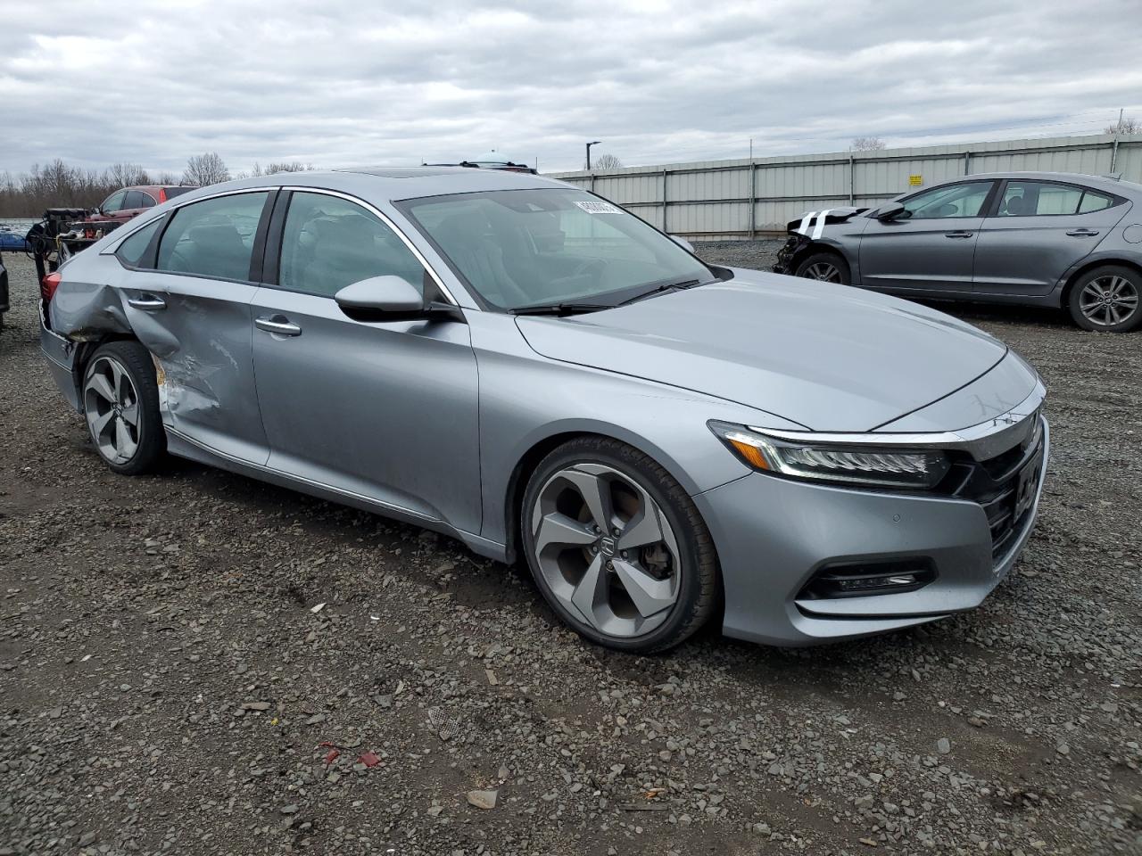 2018 Honda Accord VIN 1HGCV1F92JA136413 Copart auction photo, side damage thumbnail 4