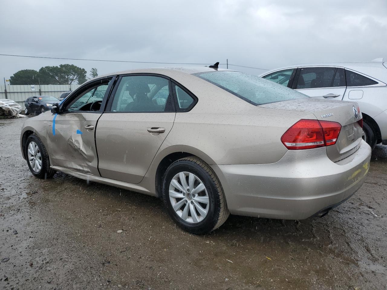 2015 Volkswagen Passat VIN 1VWAT7A31FC091409 Copart auction photo, side / rear end damage thumbnail 2