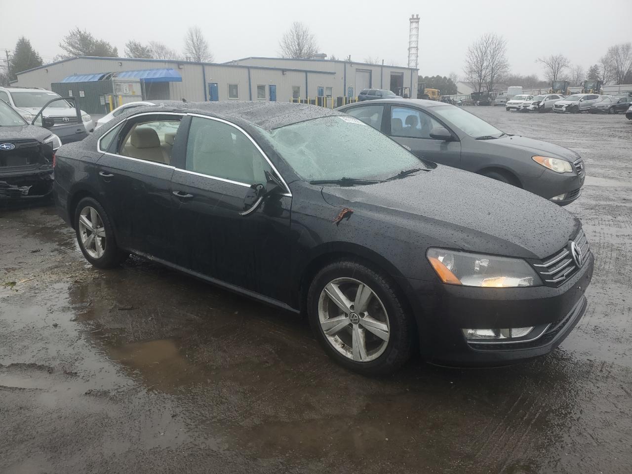 2015 Volkswagen Passat VIN 1VWAT7A32FC080483 Copart auction photo, top/roof / minor dent/scratches damage thumbnail 4