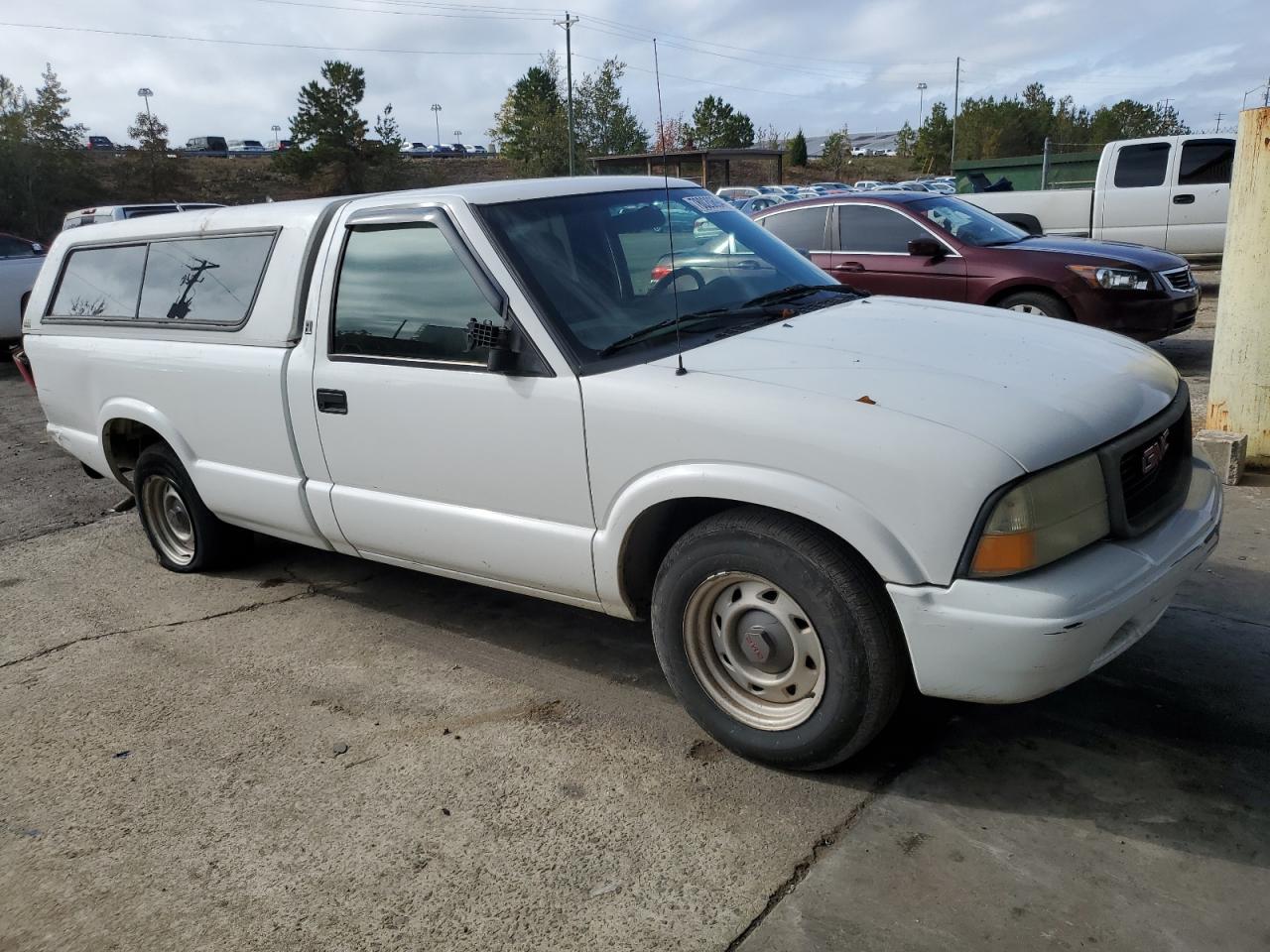 2003 GMC Sonoma VIN 1GTCS14X438202978 Copart auction photo, rear end damage thumbnail 4