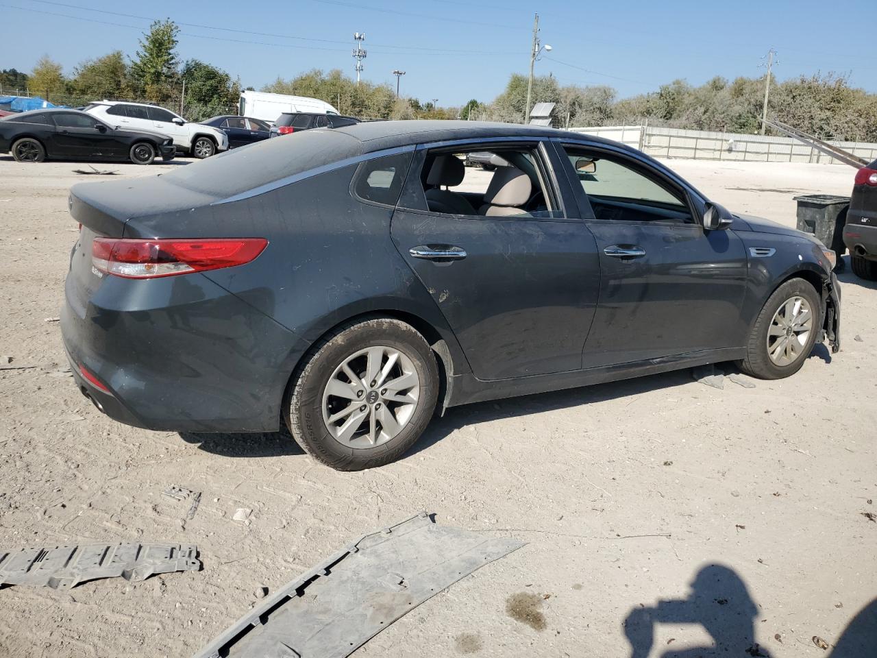 2016 KIA Optima VIN KNAGT4L34G5072414 Copart auction photo, front end / rear end damage thumbnail 3