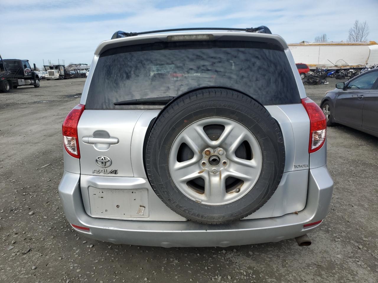 2006 Toyota RAV 4 VIN JTMZK34V065000505 Copart auction photo, front end damage thumbnail 6