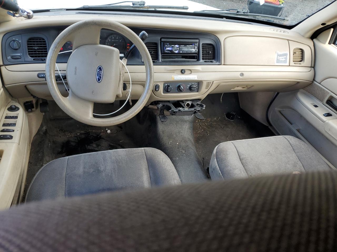 2011 Ford Crown Victoria VIN 2FABP7BVXBX157602 Copart auction photo, vandalism / stripped damage thumbnail 8