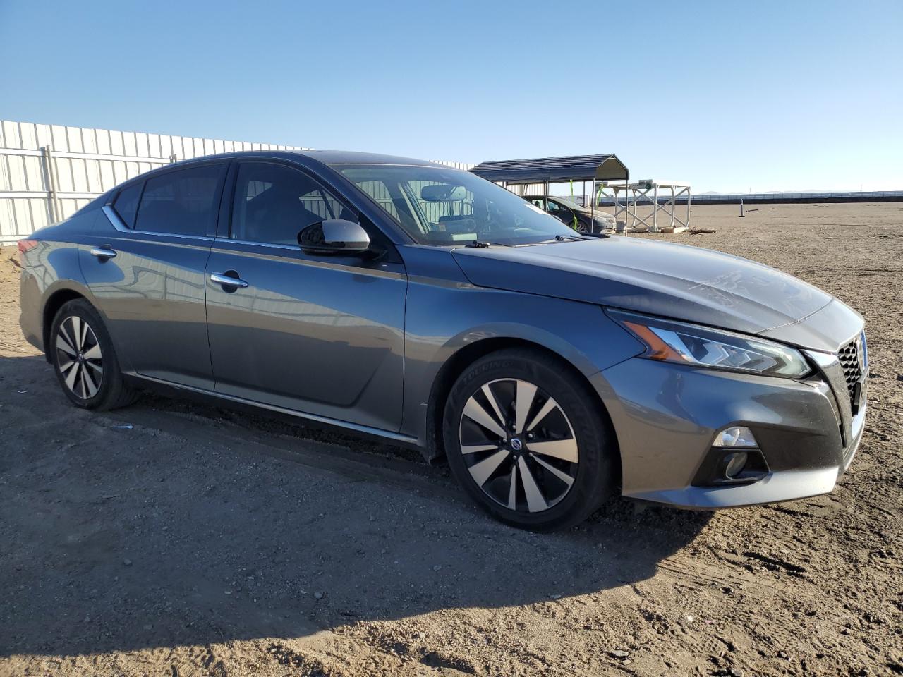 2019 Nissan Altima VIN 1N4BL4DV1KC179752 Copart auction photo, minor dent/scratches damage thumbnail 4