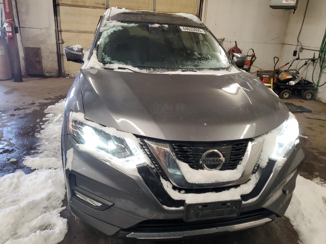 2017 Nissan Rogue VIN JN8AT2MV6HW255522 Copart auction photo, side damage thumbnail 5