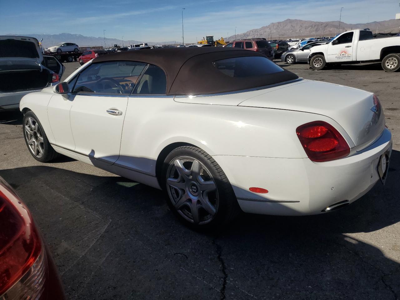 2008 Bentley Continental VIN SCBDR33W58C054660 Copart auction photo, front end damage thumbnail 2