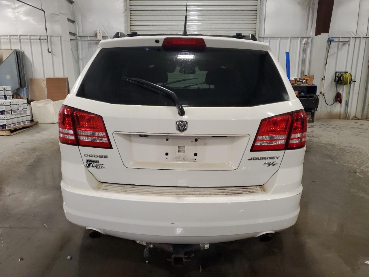 2010 Dodge Journey VIN 3D4PH6FV2AT120144 Copart auction photo, hail damage thumbnail 6