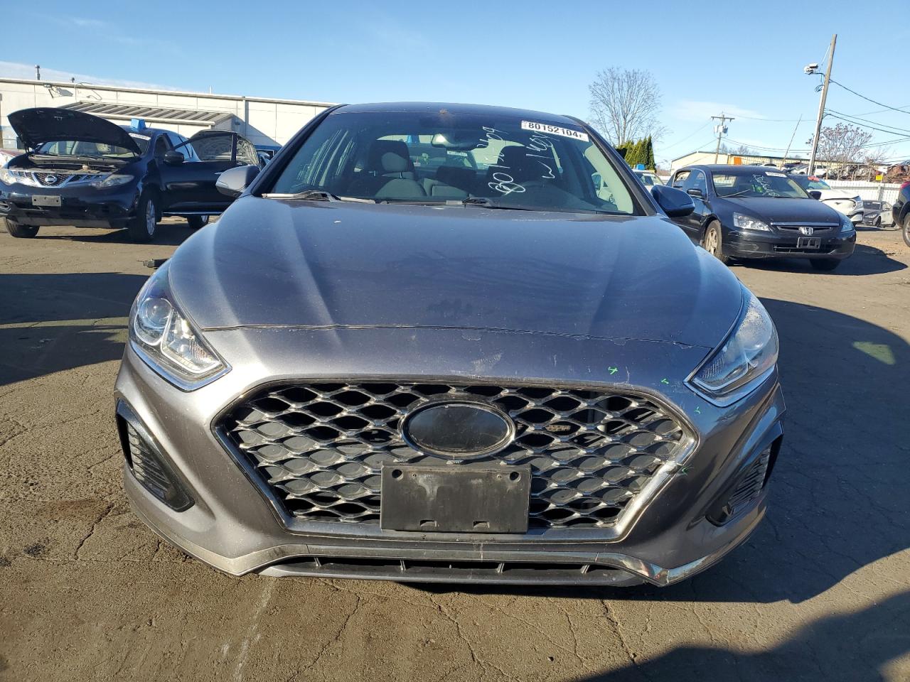 2018 Hyundai Sonata VIN 5NPE34AF8JH716558 Copart auction photo, minor dent/scratches damage thumbnail 5