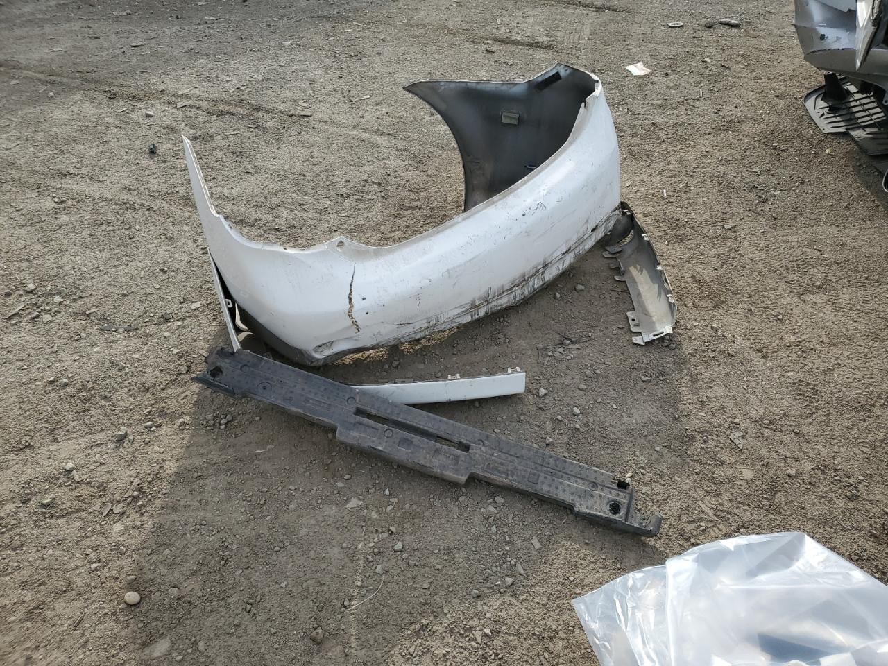 2010 Toyota Corolla VIN 1NXBU4EE8AZ376086 Copart auction photo, rear end damage thumbnail 14